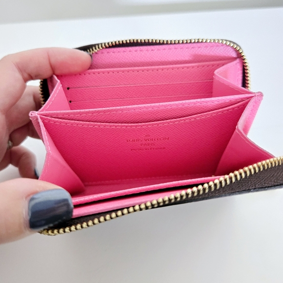Louis Vuitton Ltd Edition Monogram Holiday Vivienne Hot Air Balloon Zippy Wallet - Picture 8 of 12